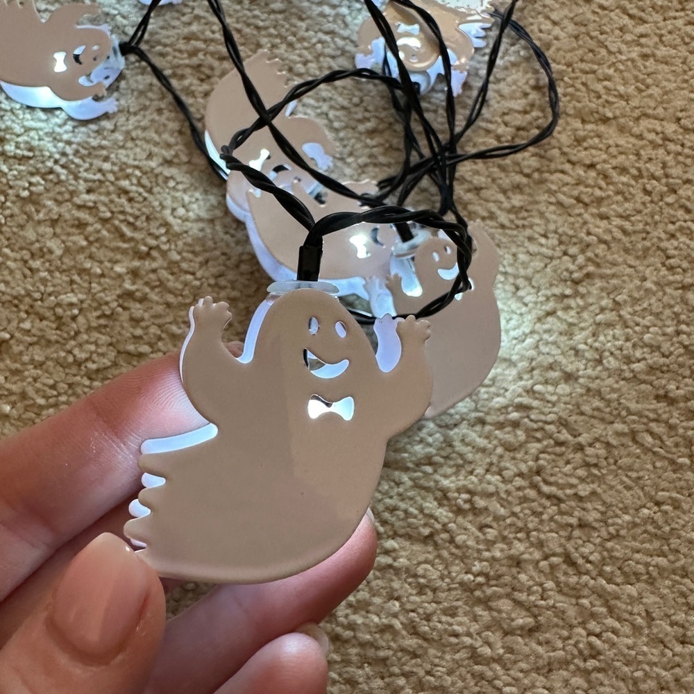 Ghost String Lights - Picture 4 of 7
